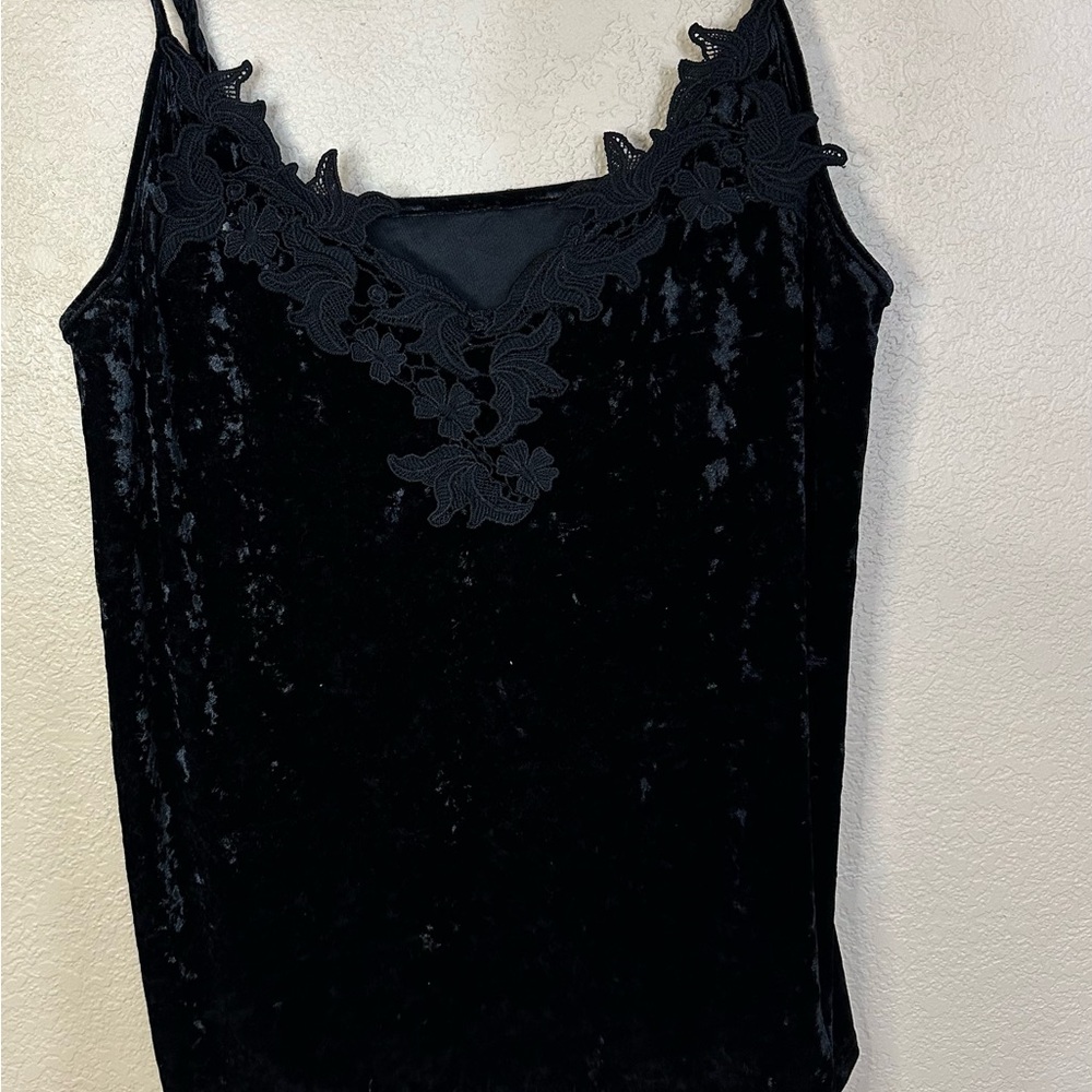 Elegant Black Velvet Women's Top